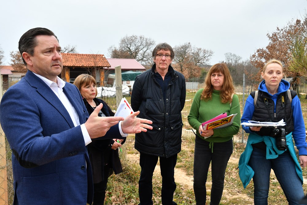 Akcija protiv bespravne gradnje (snimio Milivoj MIJOŠEK)